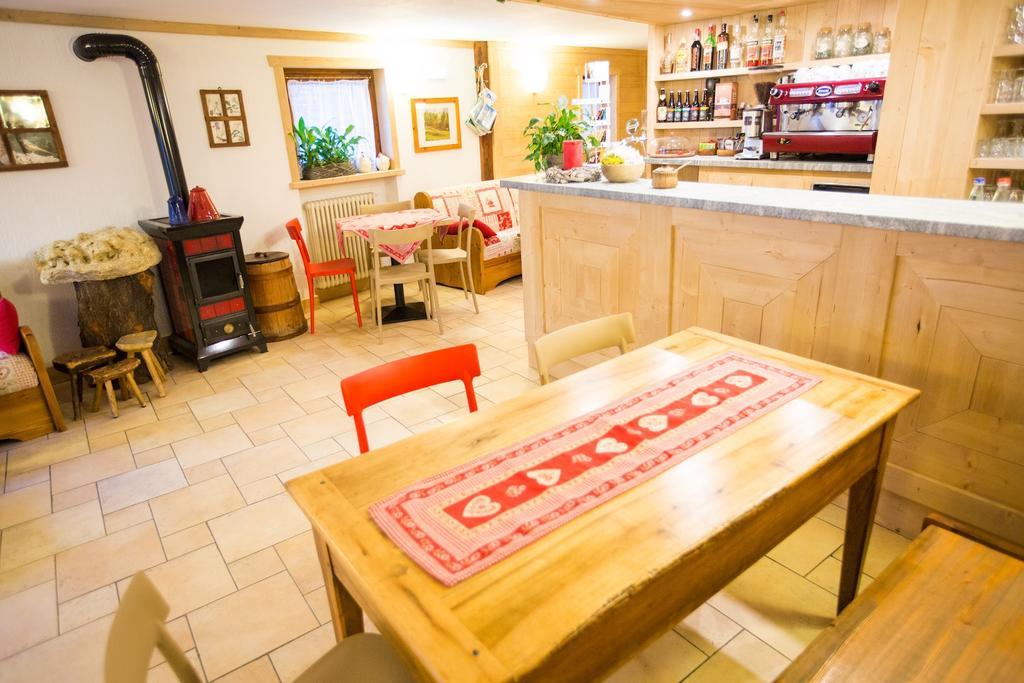 Hotel Restaurant La Barme Cogne Bagian luar foto