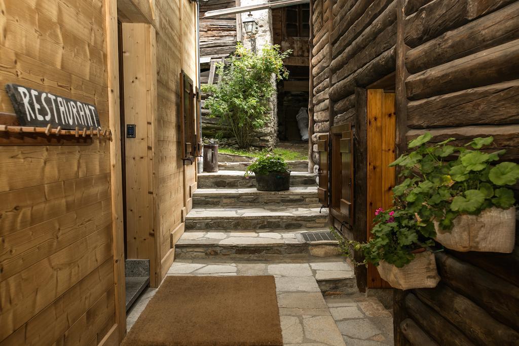 Hotel Restaurant La Barme Cogne Bagian luar foto