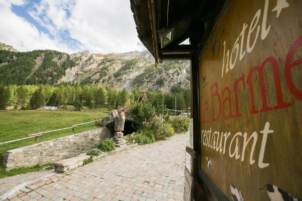 Hotel Restaurant La Barme Cogne Bagian luar foto