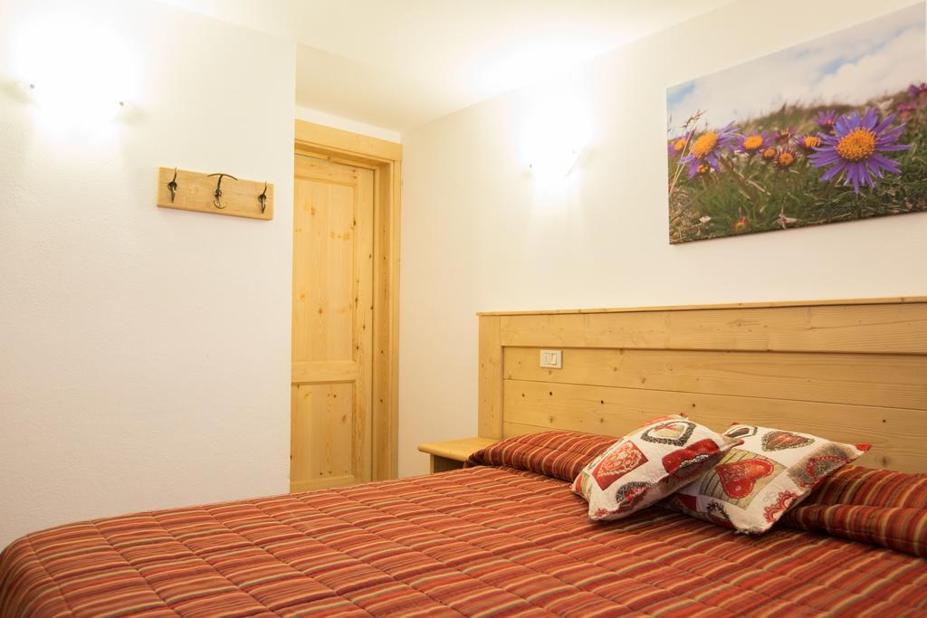 Hotel Restaurant La Barme Cogne Bagian luar foto