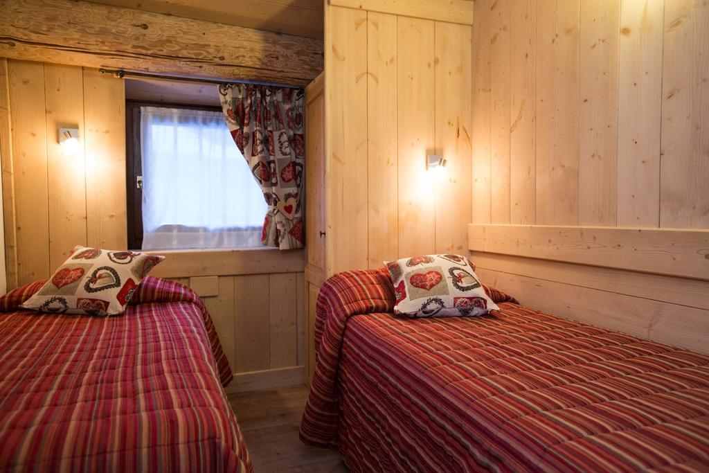 Hotel Restaurant La Barme Cogne Bagian luar foto
