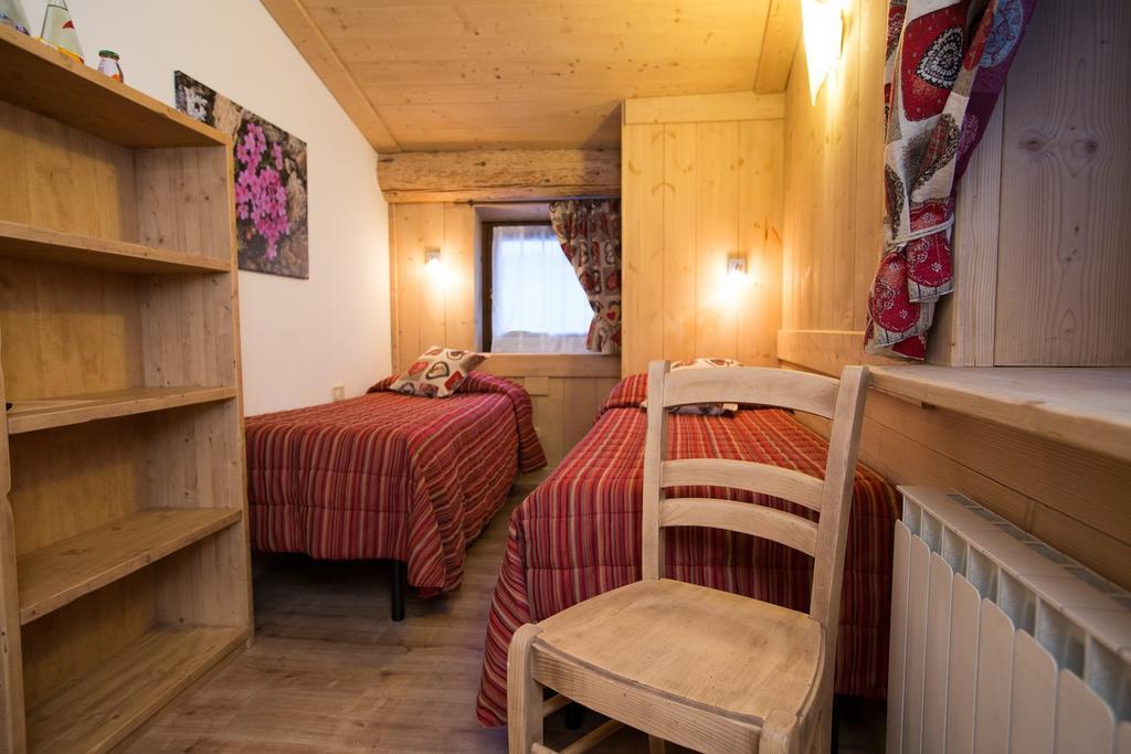 Hotel Restaurant La Barme Cogne Bagian luar foto